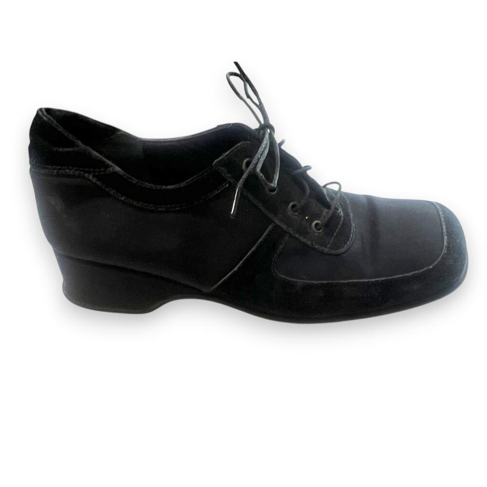 Vintage Y2K 2000's Bruno Magli 7 Women Black Heeled Oxfords Lace Up Italy wedge